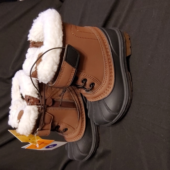Brand New Cat & Jack Journey Winter Boots - Picture 4 of 6